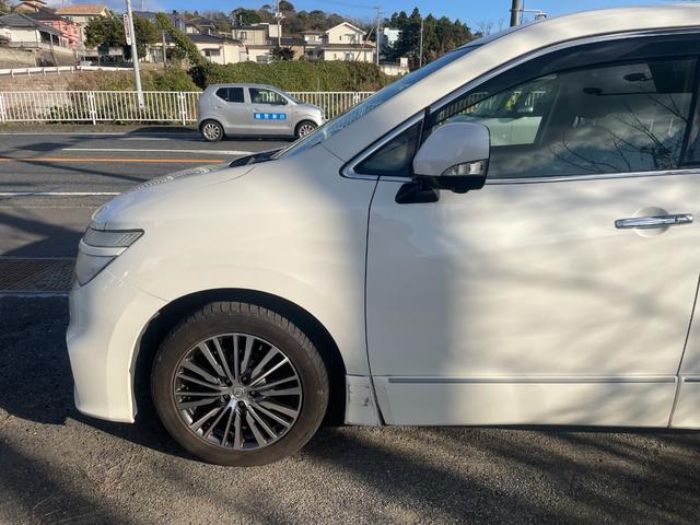 エルグランド ２５０ハイウェイスタープレミアム　純正ナビ　バックカメラ　パワーゲート　両側パワースライドドア　ＥＴＣパワーゲートドア　ワンオーナー（7枚目）