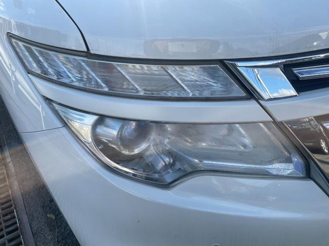 エルグランド ２５０ハイウェイスタープレミアム　純正ナビ　バックカメラ　パワーゲート　両側パワースライドドア　ＥＴＣパワーゲートドア　ワンオーナー（14枚目）