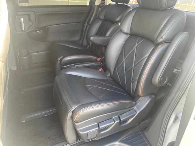 エルグランド ２５０ハイウェイスタープレミアム　純正ナビ　バックカメラ　パワーゲート　両側パワースライドドア　ＥＴＣパワーゲートドア　ワンオーナー（27枚目）