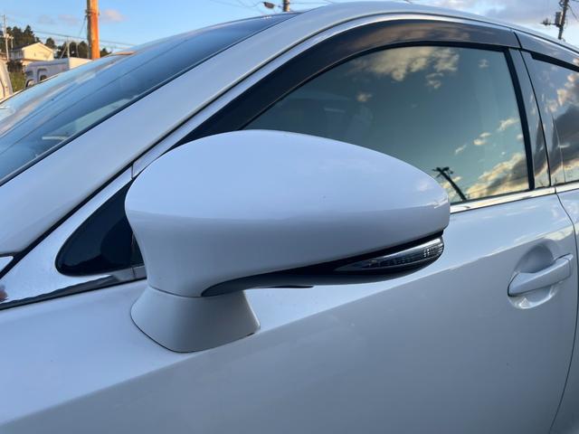 ＧＳ ＧＳ４５０ｈ　バージョンＬ　純正ナビ　バックカメラ　革シート　クルーズコントロール　ステアリングヒーター　ＥＴＣ　プリクラッシュセーフティ（13枚目）