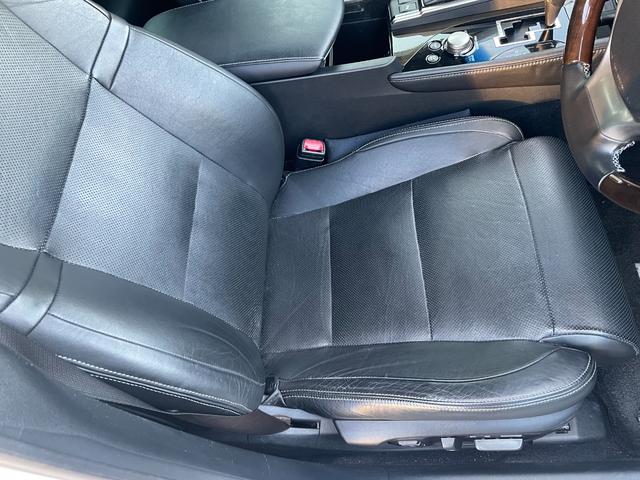 ＧＳ ＧＳ４５０ｈ　バージョンＬ　純正ナビ　バックカメラ　革シート　クルーズコントロール　ステアリングヒーター　ＥＴＣ　プリクラッシュセーフティ（20枚目）
