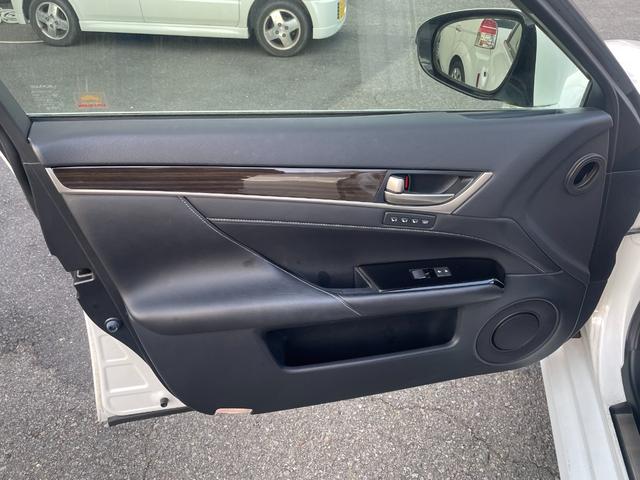 ＧＳ ＧＳ４５０ｈ　バージョンＬ　純正ナビ　バックカメラ　革シート　クルーズコントロール　ステアリングヒーター　ＥＴＣ　プリクラッシュセーフティ（31枚目）