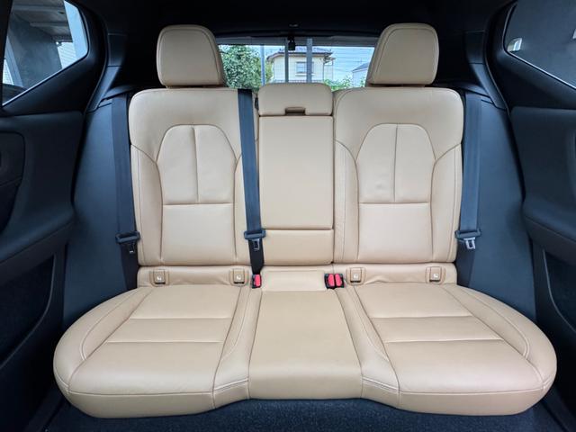 ＸＣ４０ Ｔ４　ＡＷＤ　インスクリプション　パノラマサンルーフ／ｈａｒｍａｎ／ｋａｒｄｏｎ／茶革／全方位カメラ／アップルカープレイ（9枚目）