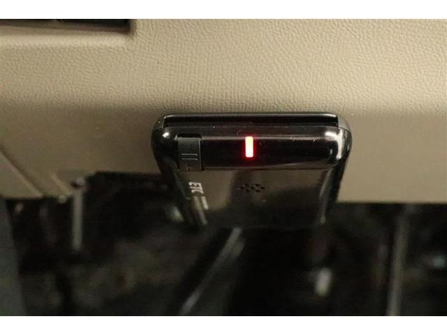 ISセレクション 電動スライドドア スマートキー 盗難防止システム ETC バックカメラ ベンチシート フルセグ ミュージックプレイヤー接続可 メモリーナビ DVD再生 アイドリングストップ CD ABS エアバッグ(7枚目)