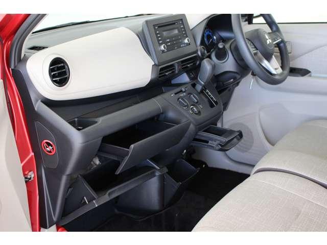 eKワゴン M 衝突被害軽減ブレーキ 禁煙車 誤発進抑制(17枚目)