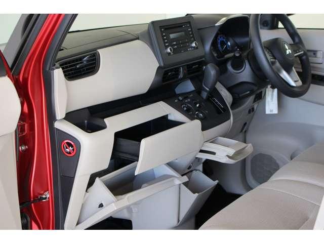 ｅＫスペース Ｍ　衝突被害軽減ブレーキ　禁煙車　誤発進抑制（18枚目）