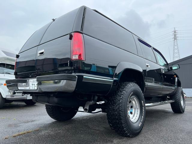 ｇｍｃサバーバン ｇｍｃ ｓｌｅ ユーザー買取車 ３インチボディリフト ２インチリフトｕｐ モケットベンチコラムシート ミッキートンプソン１５インチａｗ 社外サイドステップ 社外マフラー １ナンバー登録 ｎｏｘｐｍ適合車両 茨城県 ｓｌｅ ユーザー買取車 ３