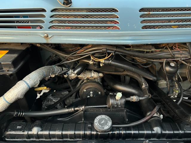 ダッジ・バン ショーティ ロールーフ 実走行車両 オートチェックあり リアリフトUP CRAGARホイール 左右社外サイド出しマフラー サイド&リア観音ドア 1ナンバー NOxPM適合(44枚目)