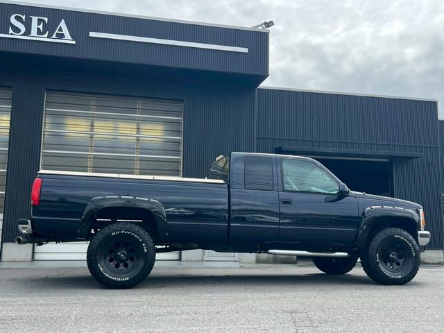 シボレーK-1500 K2500ロングベット 454E/gビックブロック ユーザー様買取車 リフトUP 前後ビルシュタインショックアブソーバー 左右出フローマスターマフラー DIAMONDOBACKアルミトノカバー(10枚目)