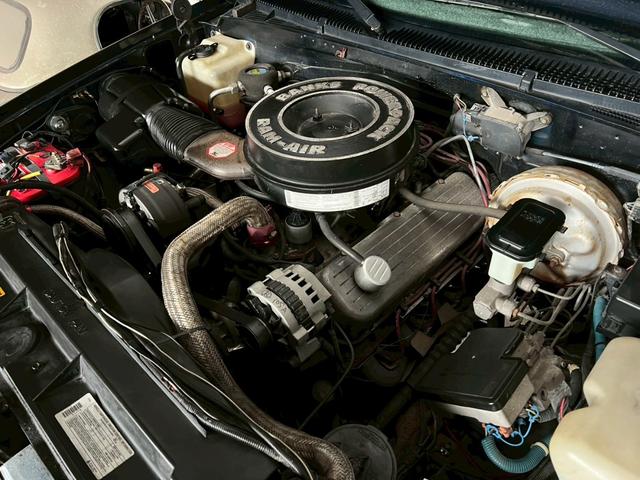 シボレーK-1500 K2500ロングベット 454E/gビックブロック ユーザー様買取車 リフトUP 前後ビルシュタインショックアブソーバー 左右出フローマスターマフラー DIAMONDOBACKアルミトノカバー(33枚目)