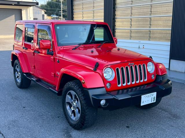 ジープ・ラングラーアンリミテッド サハラ　正規ディーラー車　実走行車両　ユーザー様委託車両　背面タイヤ　カロッツェリアナビ　Ｂカメラ＆サイドカメラ　３ナンバー（6枚目）