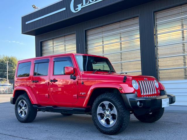 ジープ・ラングラーアンリミテッド サハラ　正規ディーラー車　実走行車両　ユーザー様委託車両　背面タイヤ　カロッツェリアナビ　Ｂカメラ＆サイドカメラ　３ナンバー（8枚目）