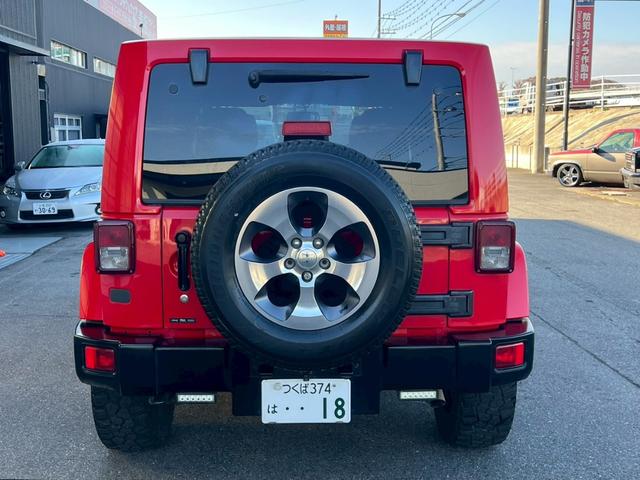 ジープ・ラングラーアンリミテッド サハラ　正規ディーラー車　実走行車両　ユーザー様委託車両　背面タイヤ　カロッツェリアナビ　Ｂカメラ＆サイドカメラ　３ナンバー（11枚目）