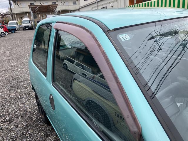 レイ ベーシック　５速マニュアル　エアコン　運転席エアバック　ＣＤ（3枚目）