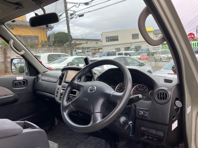 キャラバンコーチ GX キーレス パワーステアリング 衝突安全ボディ エアコン スライドドア パワーウィンドウ 3列シート ABS(11枚目)