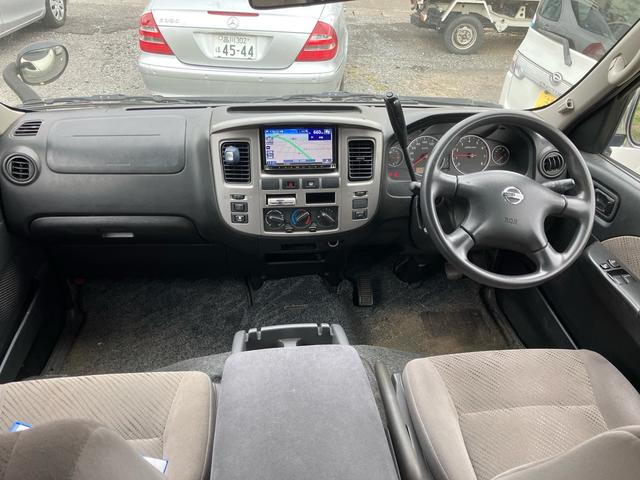 キャラバンコーチ GX キーレス パワーステアリング 衝突安全ボディ エアコン スライドドア パワーウィンドウ 3列シート ABS(17枚目)