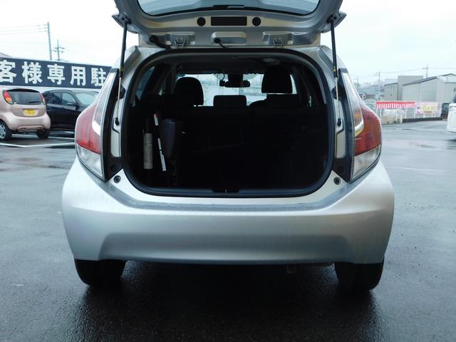 S ウェルキャブ 助手席回転シート 車椅子収納アーム ナビ バックカメラ 横滑り防止装置 電動格納ミラー Wエアバック 衝突軽減ブレーキ オートライト KEYレス ETC ステアリングスイッチ 禁煙車(28枚目)