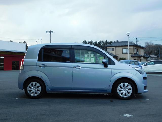 F ウェルキャブ 福祉車両 全自動助手席リフトアップシート 車椅子収納装置(電動式) 車椅子固定ベルト1本 福祉車両 禁煙車 キーレス 横滑防止装置 電動格納式ドアミラー 片側電動スライドドア― ワンオーナー ETC(7枚目)