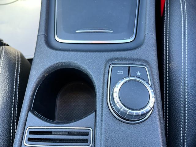 CLA180 AMG スタイル 盗難防止システム シートH 1オーナー 禁煙 Pシート Bluetoothオーディオ LEDライト CD ドライブレコーダー DVD キーレスゴー HID アイドリングストップ スマートキー 記録簿(30枚目)