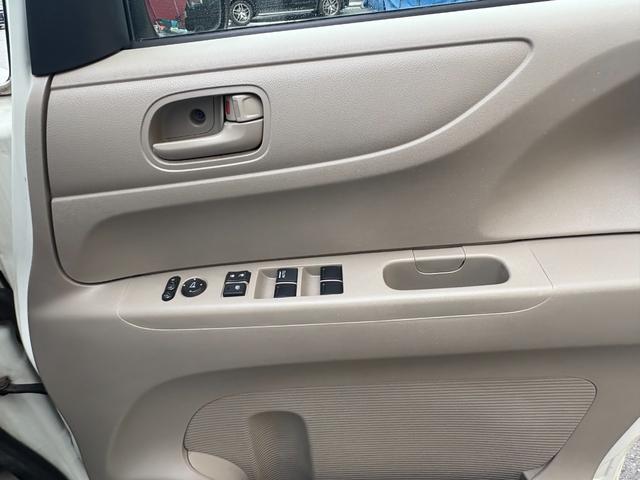 Ｎ－ＢＯＸ＋ Ｇ　車いす仕様車　スマートキー　スロープ　キーレスエントリー　禁煙車　パワーウィンドウ　ＡＡＣ　パワーステアリング　エアーバッグ　助手席エアバッグ　横滑り防止システム　ＡＢＳ付き　　ナビ　バックカメラ　ＴＶ（28枚目）