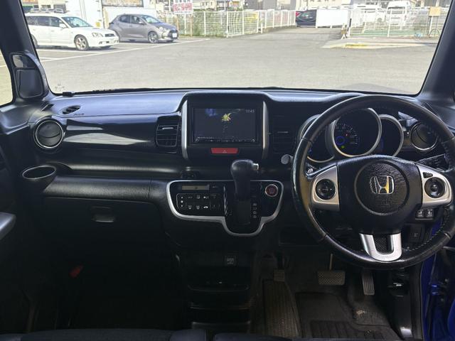 N-BOXカスタム G・ターボLパッケージ BT接続 AUTOエアコン Bカメ 禁煙 盗難警報装置 横滑防止装置 PS PW ターボエンジン ECOモード 運転席エアバッグ オートクルーズ キーレスエントリー ベンチシート Wエアバック ABS(9枚目)