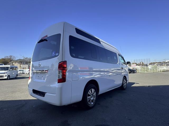 ＮＶ３５０キャラバンバン 　チェアキャブハイルーフ　福祉車両　車椅子２基　電動パワーリフト　１０人乗り　禁煙車　ナビ　バックカメラ　全方位カメラ　　衝突軽減ブレーキ　オートサイドステップ　１オーナー（37枚目）