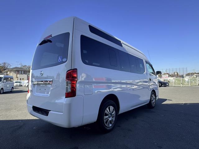 ＮＶ３５０キャラバンバン 　チェアキャブハイルーフ　福祉車両　車椅子２基　電動パワーリフト　１０人乗り　禁煙車　ナビ　バックカメラ　全方位カメラ　　衝突軽減ブレーキ　オートサイドステップ　１オーナー（38枚目）