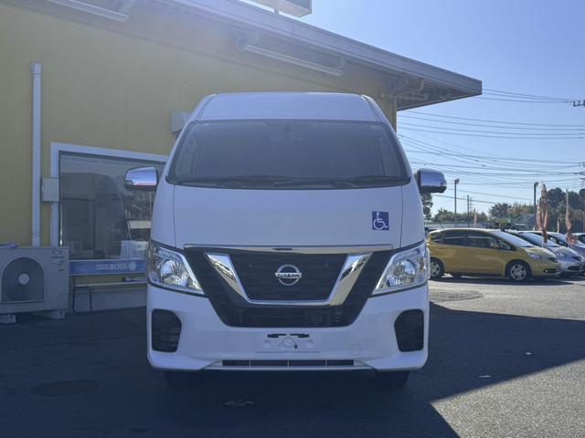 ＮＶ３５０キャラバンバン 　チェアキャブハイルーフ　福祉車両　車椅子２基　電動パワーリフト　１０人乗り　禁煙車　ナビ　バックカメラ　全方位カメラ　　衝突軽減ブレーキ　オートサイドステップ　１オーナー（44枚目）