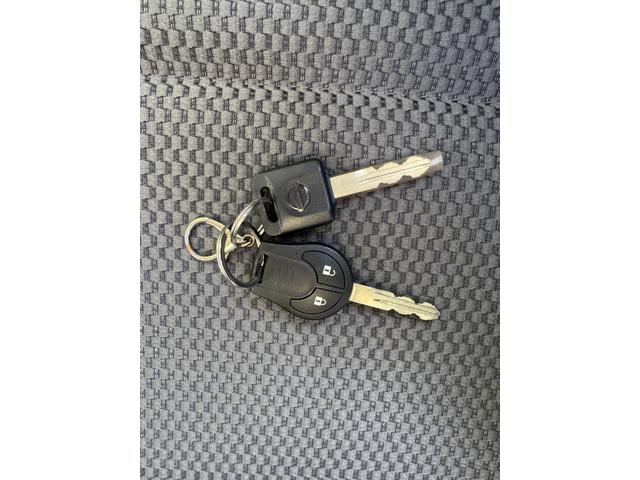 NV350キャラバンバン チェアキャブ ハイルーフ 車椅子2基 リアパワーリフト サイドスライドドア サイドオートステップ 車椅子電動固定装置 禁煙車 ナビ アラウンドビューモニター 前後ドラレコ 手すり 横滑り防止(26枚目)