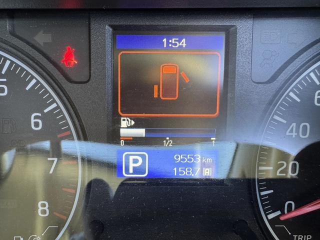 NV350キャラバンバン チェアキャブ ハイルーフ 車椅子2基 リアパワーリフト サイドスライドドア サイドオートステップ 車椅子電動固定装置 禁煙車 ナビ アラウンドビューモニター 前後ドラレコ 手すり 横滑り防止(49枚目)