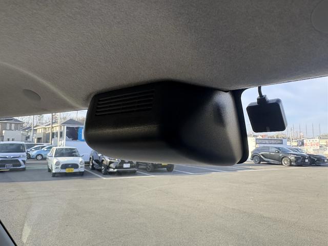 シフォン Ｇ　スマートアシスト　ベンチシート　キーレス　衝突軽減装置　ＡＢＳ　横滑り防止装置　クリアランスソナー　シートヒーター　オートハイビーム　スマートキー　オートライト　アイドリングストップ　禁煙車　オートエアコン　電格ミラー（19枚目）