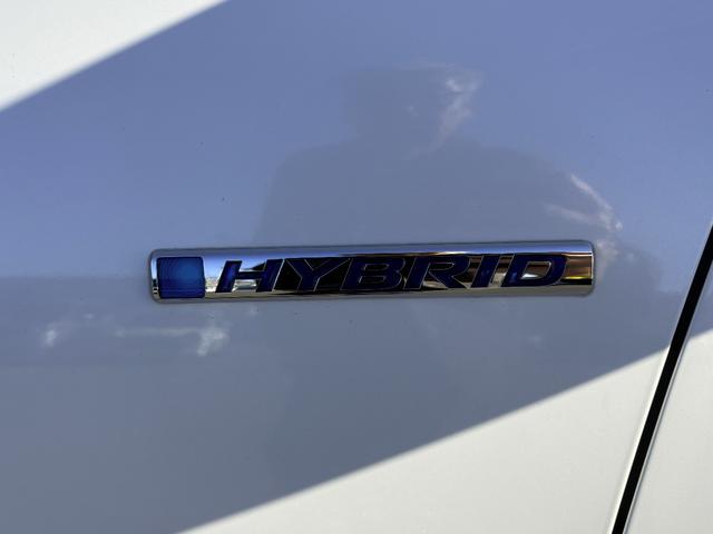 シャトル ハイブリッド　ホンダセンシング　ＬＤＡ　１オーナー　スマートキープッシュスタート　禁煙車　デュアルエアバッグ　横滑り防止　パワステ　盗難防止　パワーウインドウ　衝突安全ボディ　キーレス　ＡＢＳ　エコモード　オートクルーズ（25枚目）