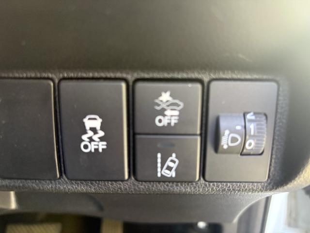 シャトル ハイブリッド　ホンダセンシング　ＬＤＡ　１オーナー　スマートキープッシュスタート　禁煙車　デュアルエアバッグ　横滑り防止　パワステ　盗難防止　パワーウインドウ　衝突安全ボディ　キーレス　ＡＢＳ　エコモード　オートクルーズ（33枚目）