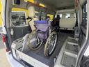 　チェアキャブハイルーフ　福祉車両　車椅子２基　電動パワーリフト　１０人乗り　禁煙車　ナビ　バックカメラ　全方位カメラ　　衝突軽減ブレーキ　オートサイドステップ　１オーナー（41枚目）