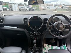 ☆自社工場【Ｇａｕｓｓ　Ｃａｒ　Ｄｏｃｋ】完備！車検・定期点検・板金塗装・買取査定ｅｔｃ　お車の事なら何でもお問合せ下さい☆営業時間　ＡＭ９：００〜ＰＭ１９：００☆ 5