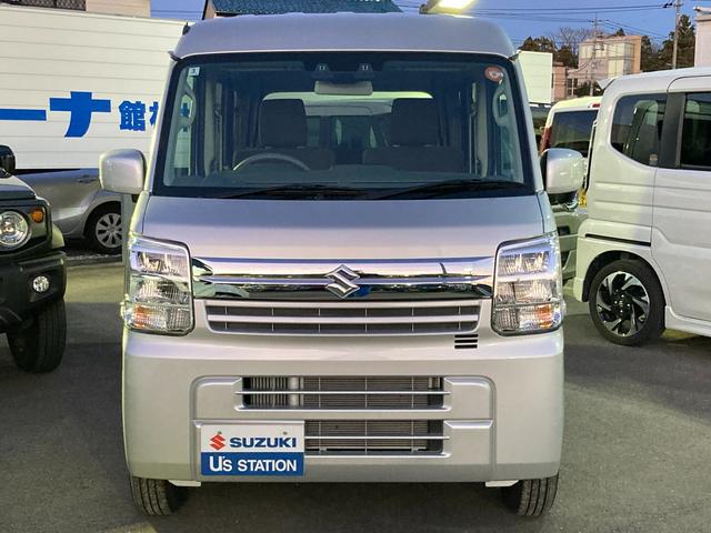 エブリイ ＪＯＩＮターボ　６型　オーディオレス　２０２６初売り　オートライト　スライドドア　プッシュスタート　シートヒーター　禁煙車　スズキセーフティーサポート　衝突被害軽減システム　アイドリングストップ　横滑り防止機能　衝突安全ボディ　盗難防止システム（2枚目）