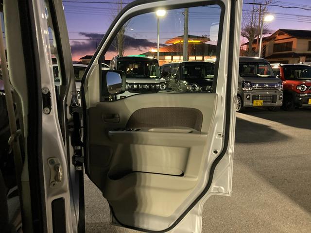 エブリイ ＪＯＩＮターボ　６型　オーディオレス　２０２６初売り　オートライト　スライドドア　プッシュスタート　シートヒーター　禁煙車　スズキセーフティーサポート　衝突被害軽減システム　アイドリングストップ　横滑り防止機能　衝突安全ボディ　盗難防止システム（47枚目）
