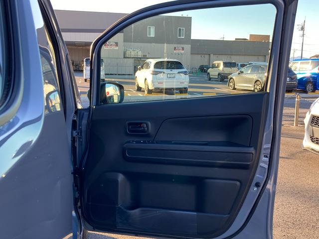 ワゴンR HYBRID FX-S 4型 新年先取りハッピーホリデー! アダプティブクルーズコントロール 車線逸脱抑制機能 オーディオレス スズキセーフティサポート 誤発信抑制機能 プッシュスタート シートヒーター オートエアコン 禁煙車 アイドリングストップ(31枚目)