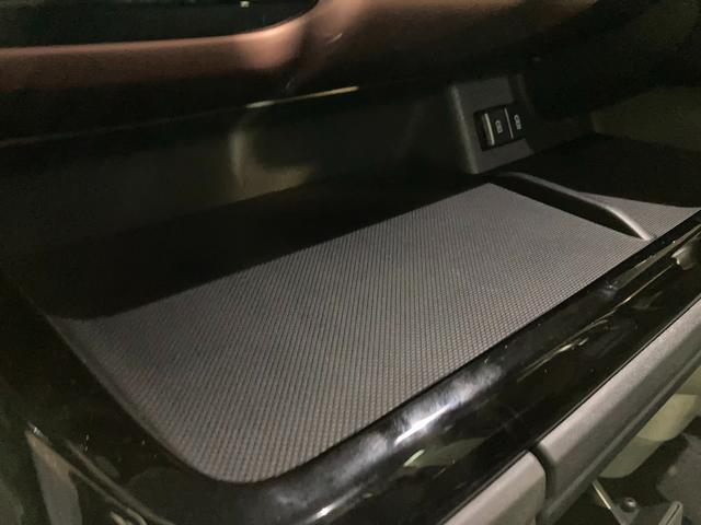 スペーシアカスタム カスタム HYBRID XSターボ ナビ 2026初売り バックカメラ オートライト Bluetooth スライドドア 純正ナビ プッシュスタート シートヒーター オートエアコン 禁煙車 スズキセーフティーサポート 衝突被害軽減システム アイドリングストップ(29枚目)