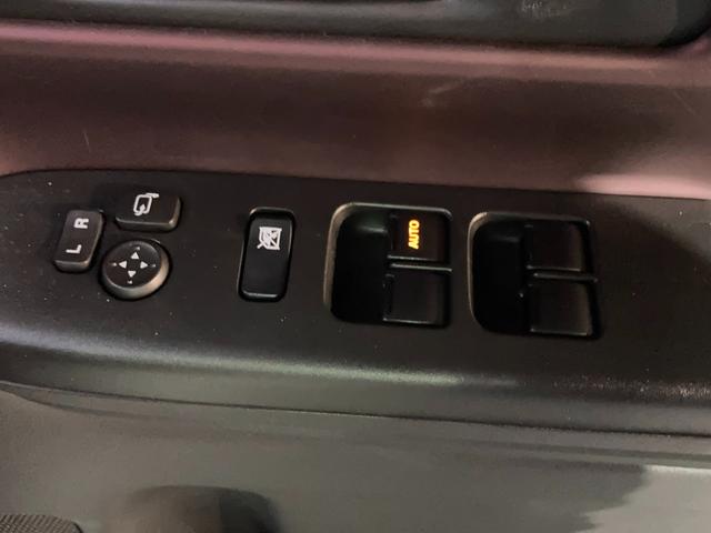 スペーシアカスタム カスタム HYBRID XSターボ ナビ 2026初売り バックカメラ オートライト Bluetooth スライドドア 純正ナビ プッシュスタート シートヒーター オートエアコン 禁煙車 スズキセーフティーサポート 衝突被害軽減システム アイドリングストップ(43枚目)