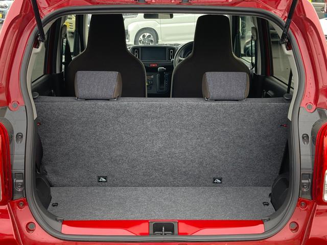 アルト HYBRID X 2型 2026初売り特選! オートライト プッシュスタート シートヒーター オートエアコン 禁煙車 スズキセーフティーサポート 衝突被害軽減システム アイドリングストップ 横滑り防止機能 衝突安全ボディ 盗難防止システム(18枚目)