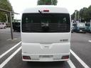 ハイゼットカーゴ クルーズターボ 届出済未使用車 スマートキー 安全ボディ パワステ バックソナー 禁煙車 オートライト ターボ車 パワーウインド 助手席エアバッグ アイドリングSTOP 横滑り防止 ABS オートエアコン 中古車画像_4