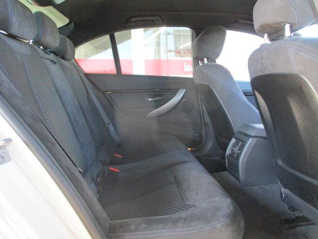 ３シリーズ ３２０ｉ　Ｍスポーツ　純正ナビ　Ｂカメラ　ミラー内蔵ＥＴＣ　パドルシフト　クルコン　Ｆ席パワーシート　プッシュスタート　スマートキー　ＬＥＤヘッドライト（23枚目）