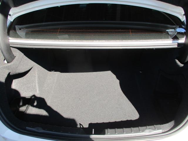 ３シリーズ ３２０ｉ　Ｍスポーツ　純正ナビ　Ｂカメラ　ミラー内蔵ＥＴＣ　パドルシフト　クルコン　Ｆ席パワーシート　プッシュスタート　スマートキー　ＬＥＤヘッドライト（25枚目）