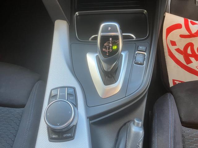 ３シリーズ ３２０ｉ　Ｍスポーツ　純正ナビ　Ｂカメラ　ミラー内蔵ＥＴＣ　パドルシフト　クルコン　Ｆ席パワーシート　プッシュスタート　スマートキー　ＬＥＤヘッドライト（32枚目）