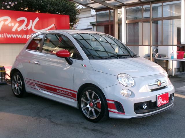 アバルト500 ベースグレード(5枚目)