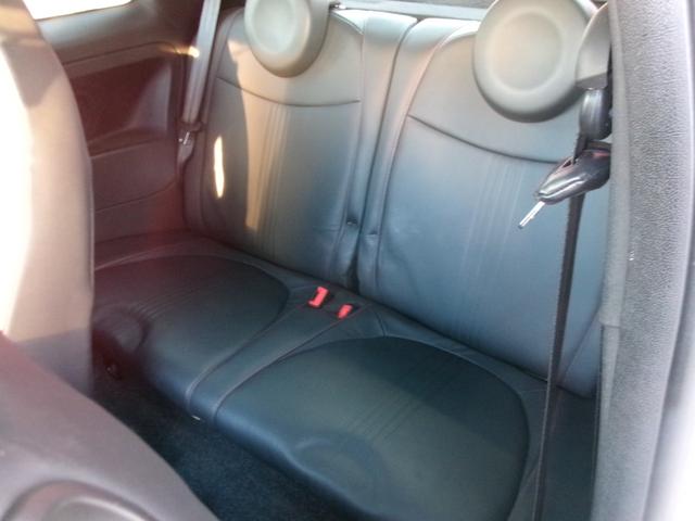 アバルト500 ベースグレード(15枚目)