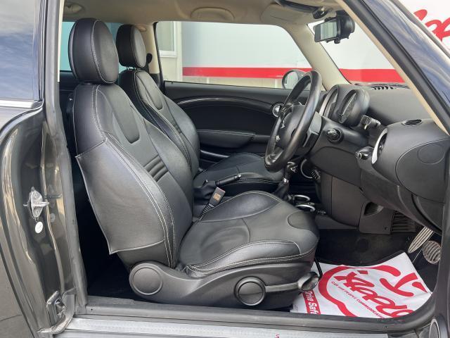 ＭＩＮＩ クーパーＳ　クラブマン（14枚目）