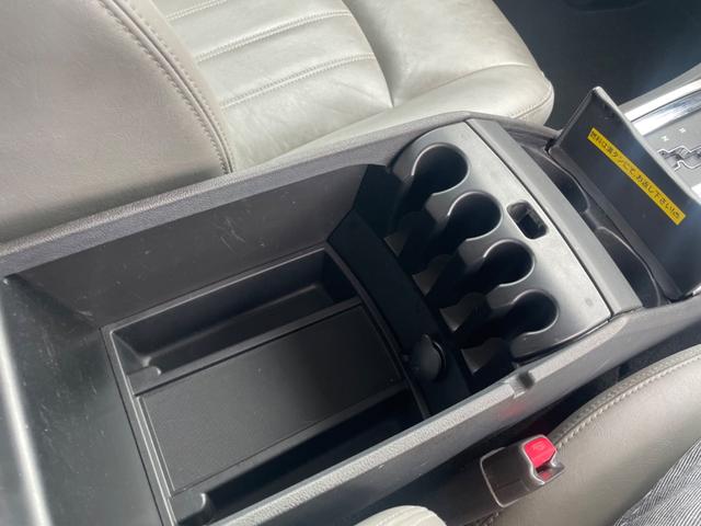 3.5 HDDナビ 18インチアルミホイール シートヒーター パワーシート 革シート オートクルーズ キーレス HID ナビ DVD CD(17枚目)
