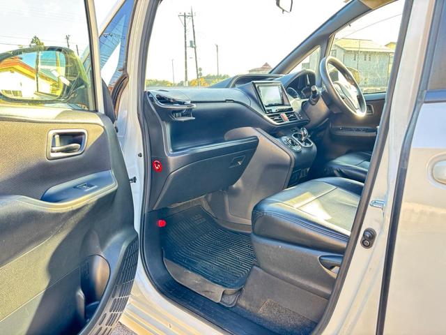 ノア ハイブリッドＸ　ハイブリットＸ　両側電動スライド　フリップダウン　ワンセグＴＶ　Ｂｌｕｅｔｏｏｔｈ　ナビ　ＥＴＣ　バックカメラ（35枚目）